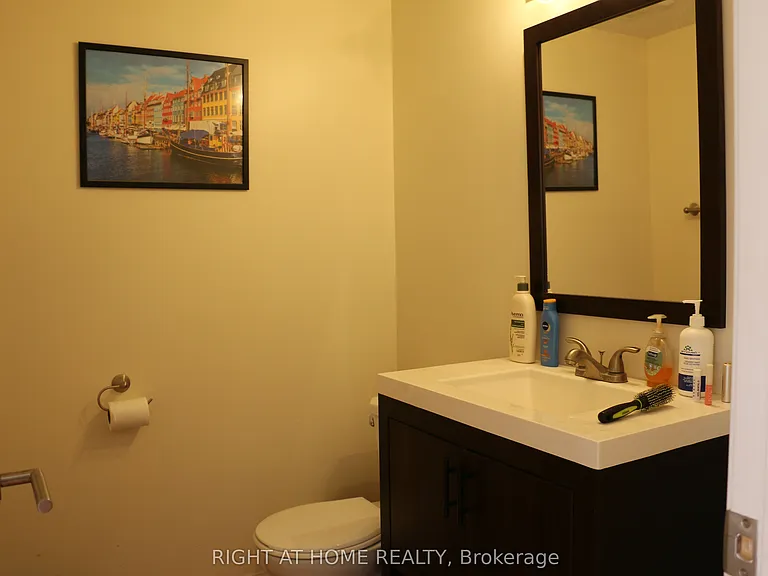 753 Bur Oak Ave — Photo 11