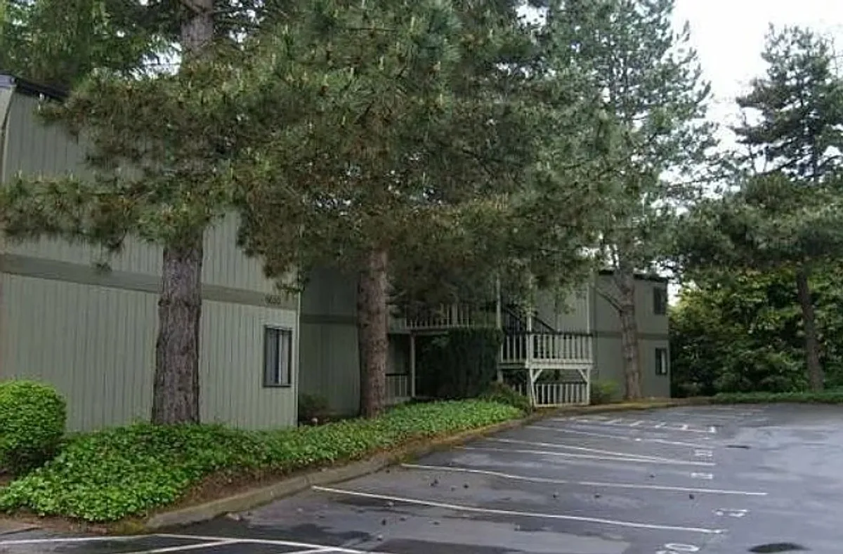 Building Photo - Lancaster Apartments