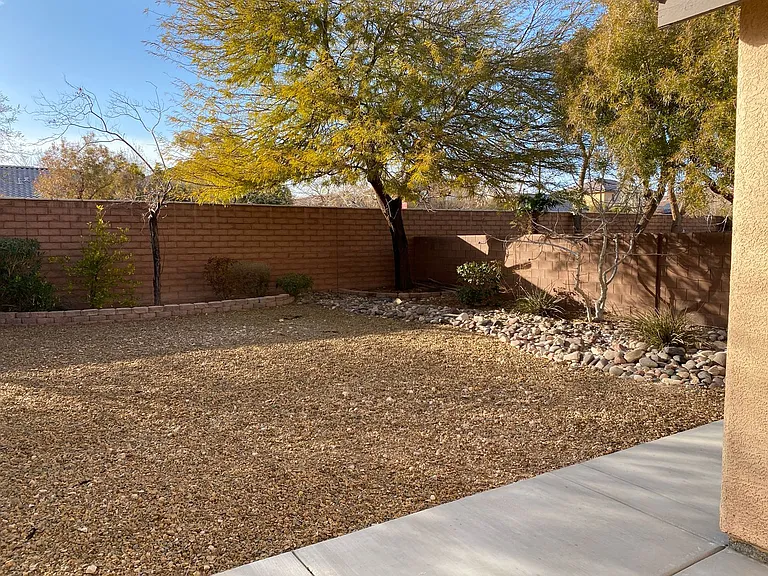 10331 Kadumba St — Photo 26