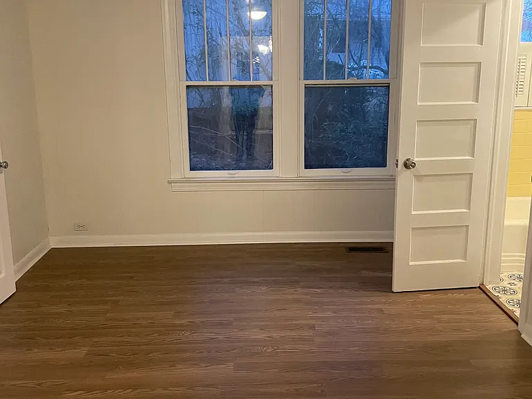 4245 Oakview Ln — Photo 5