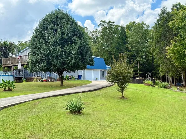 3767 Mine 18 Rd, Strunk, KY 42649