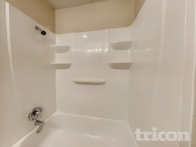 711 Darnel Dr — Photo 8