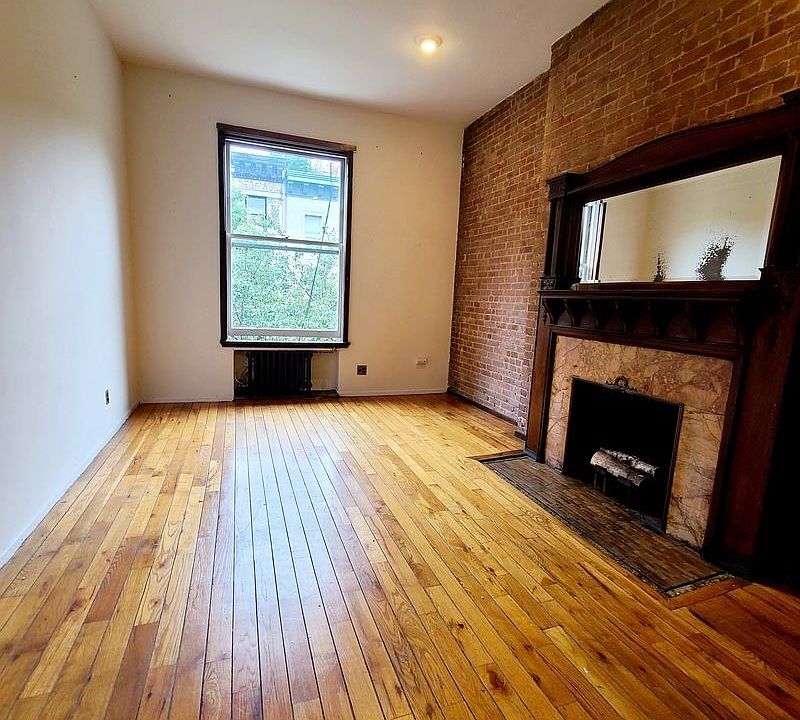 1st image of 21 W 76th St APT 4AW