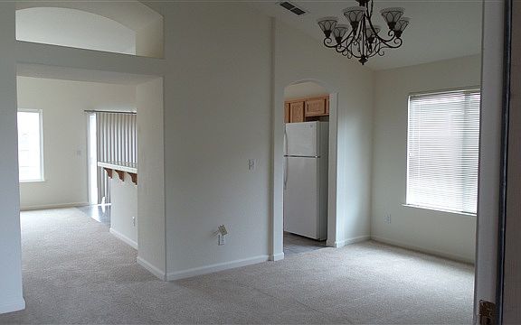 3rd image of 201 Bombay Cir