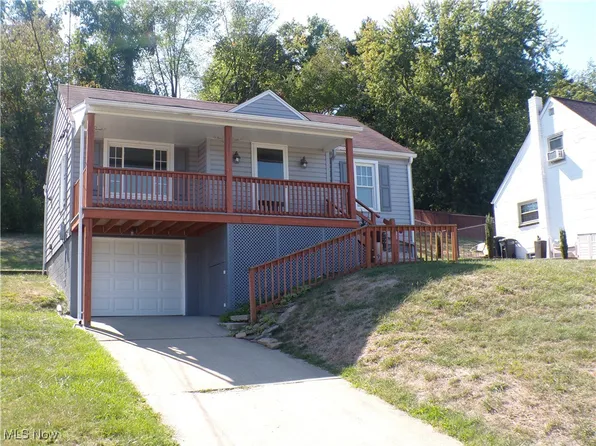 242 Putnam Ln, Weirton, WV 26062