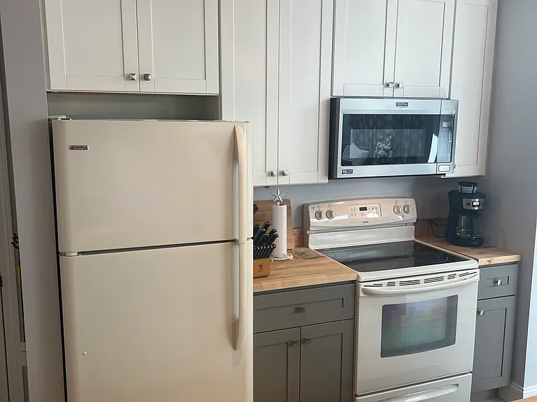 146 W Grand Ave #79 — Photo 23