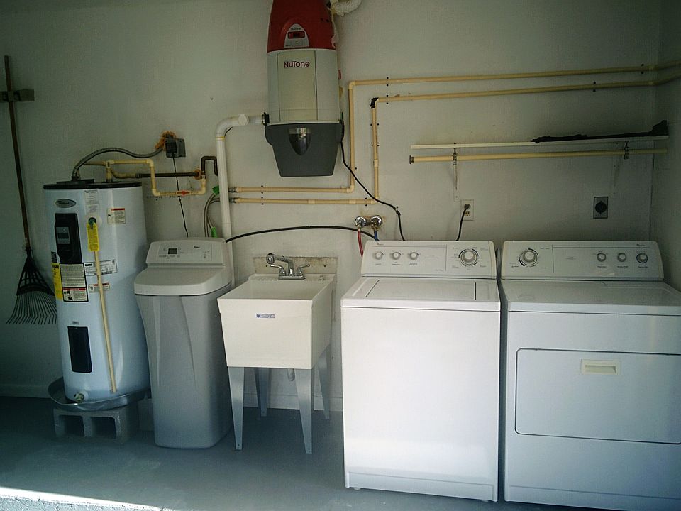 1st image of 7654 Cardiff Ct