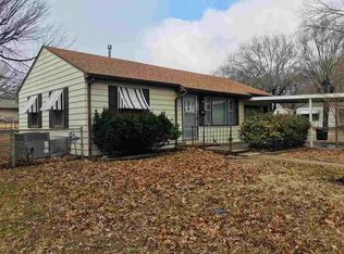 1235 Golf St, Augusta, KS 67010