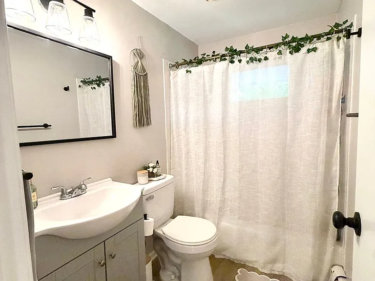 54 Mast Rd #2 — Photo 5
