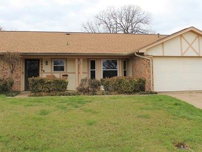 7048 Woodmoor Rd, Fort Worth, TX, 76133