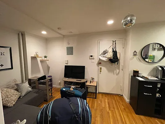 Rented by Best Apartments North Inc | media 19