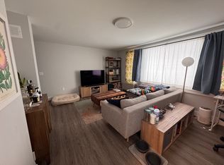 60 Wells St APT 9, Burlington, VT 05401