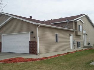 3518 11th St S, Moorhead, MN 56560