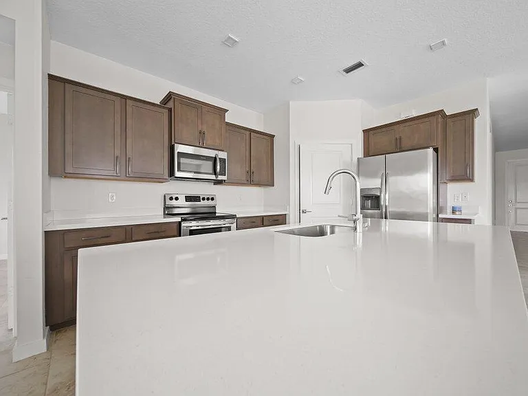 3521 SW Blackberry Ln — Photo 12