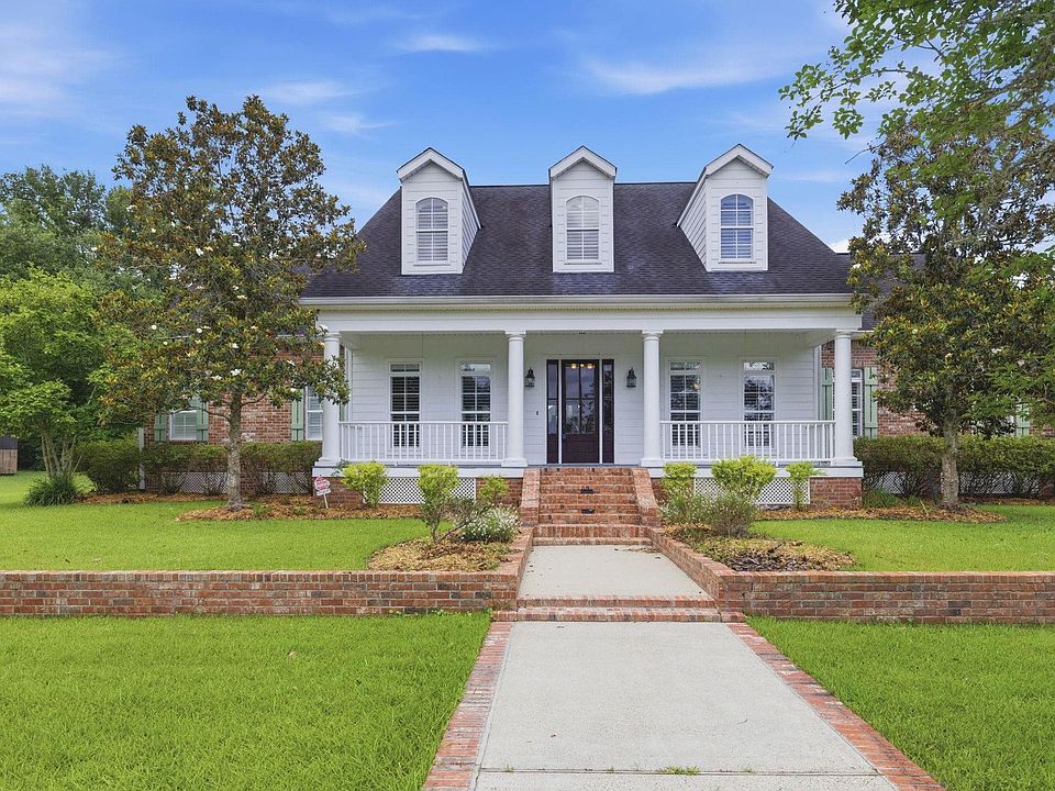 1st image of 2411 Bonvie Dr