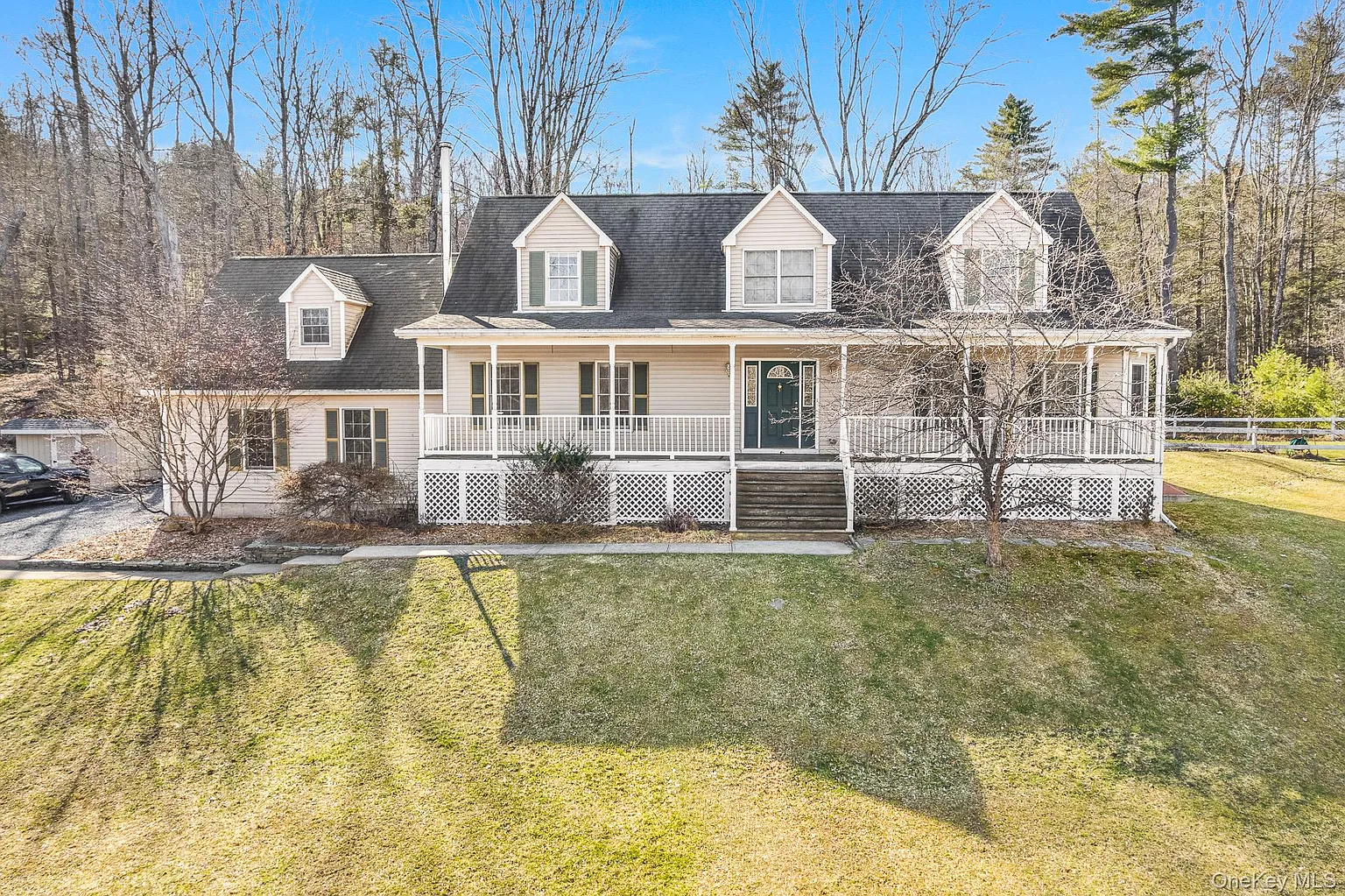496 Whitfield Road photo 1