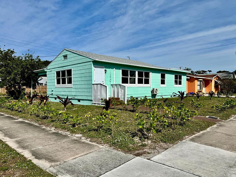 1st image of 1320 13th Avenue