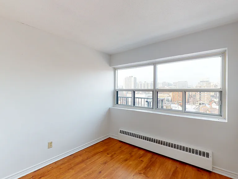 360 Frank St — Photo 20