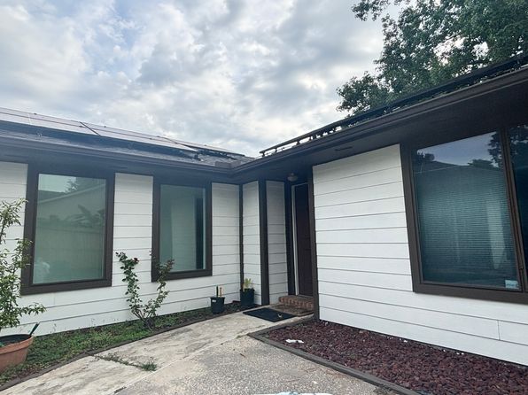 17122 Forelock Way