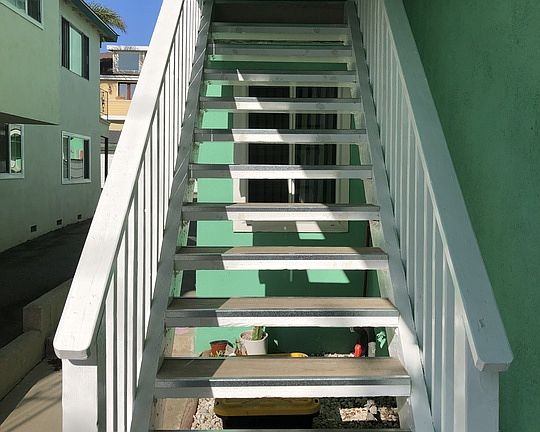 2nd image of 502 N Elena Ave APT 3