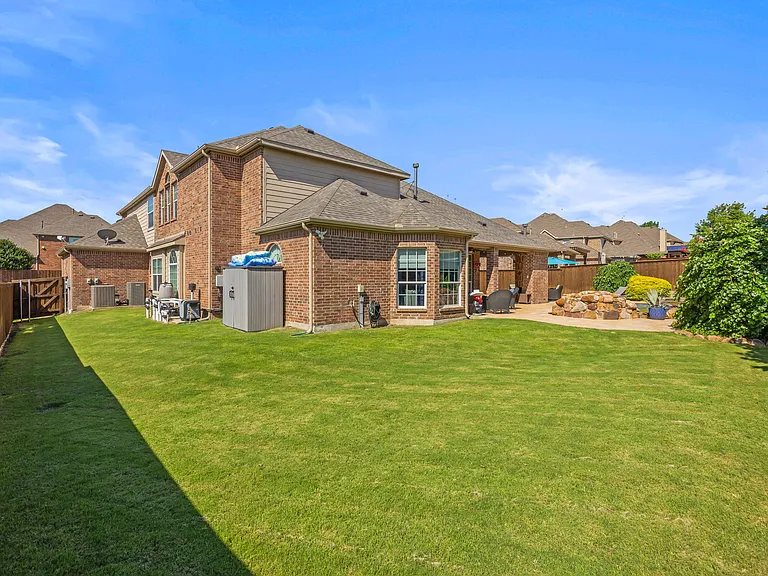 2251 Cold Water Dr — Photo 34