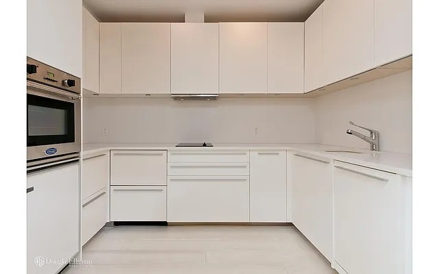 Rented by Douglas Elliman | media 17