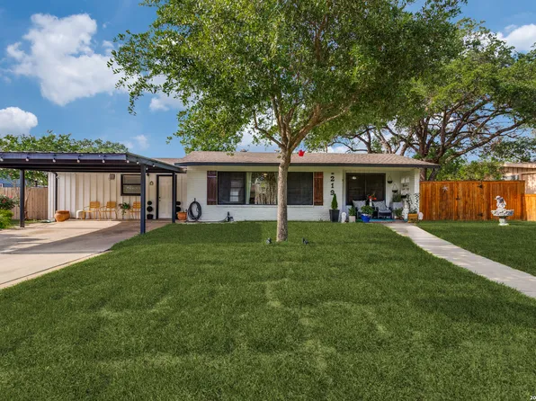 219 Pinewood Ln, San Antonio, TX 78216