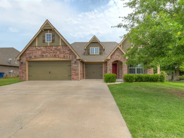 17601 E 45th Pl, Tulsa, OK 74134