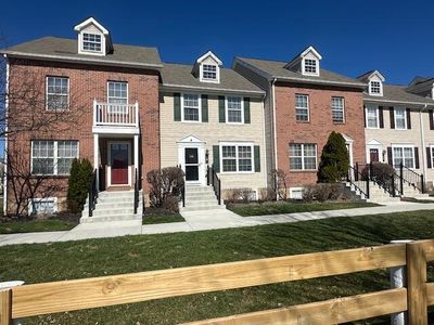 70 Highbluffs Blvd, Columbus, OH, 43235