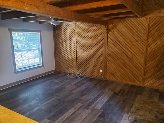 5th image of 821 Lyndhurst St