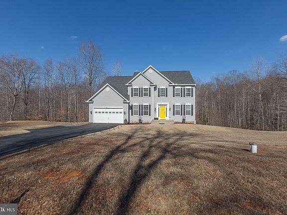 2nd image of 74 Crowncrest Rd