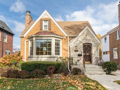 6321 N Hiawatha Ave, Chicago, IL, 60646