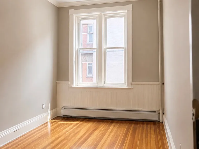 69 S Pleasant St #203 — Photo 6