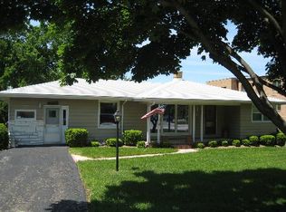 4838 Columbia Ave, Lisle, IL 60532