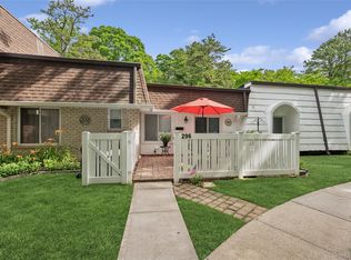 296 Birchwood Rd #296, Medford, NY 11763