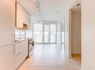 3900 Confederation Pkwy #2912, Mississauga, ON L5B 0M3