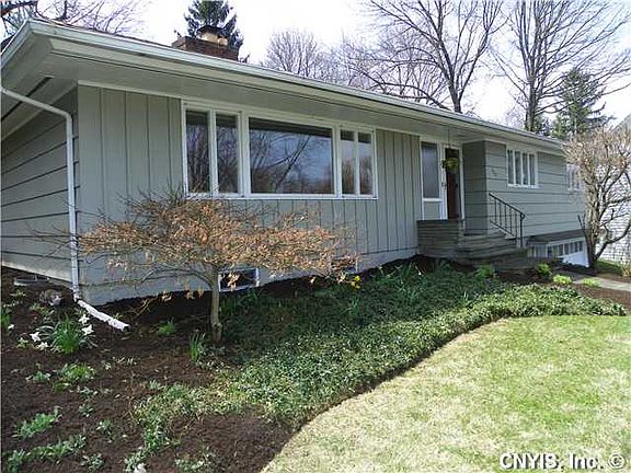 2nd image of 108 Mineola Dr