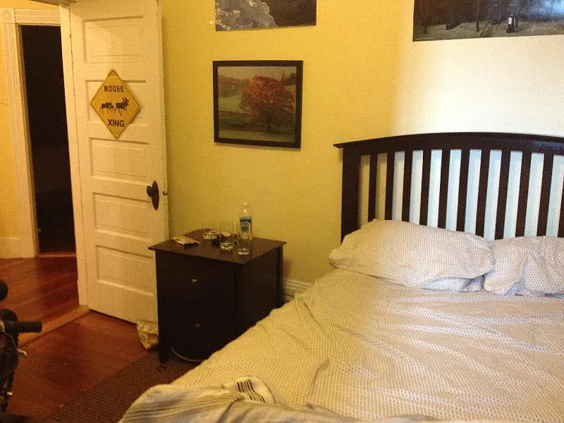 4 bed, $5,200 — Photo 3