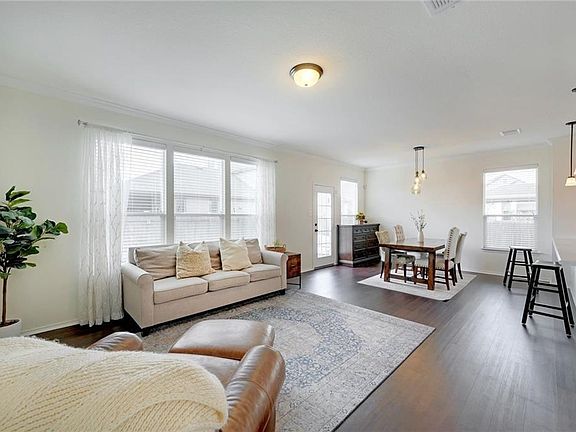 2nd image of 7910 Arezzo Dr