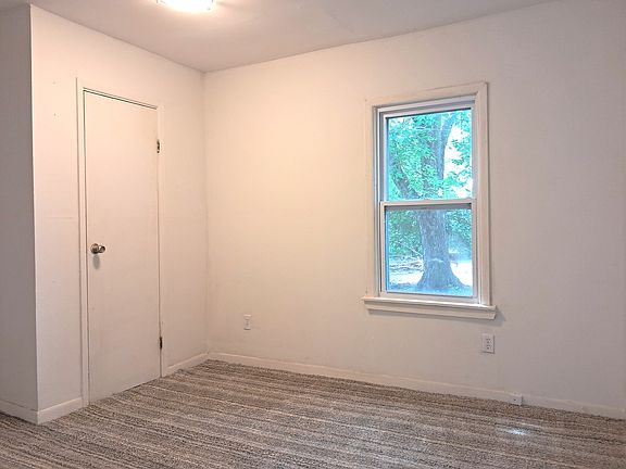 5th image of 21 Wilson Ave