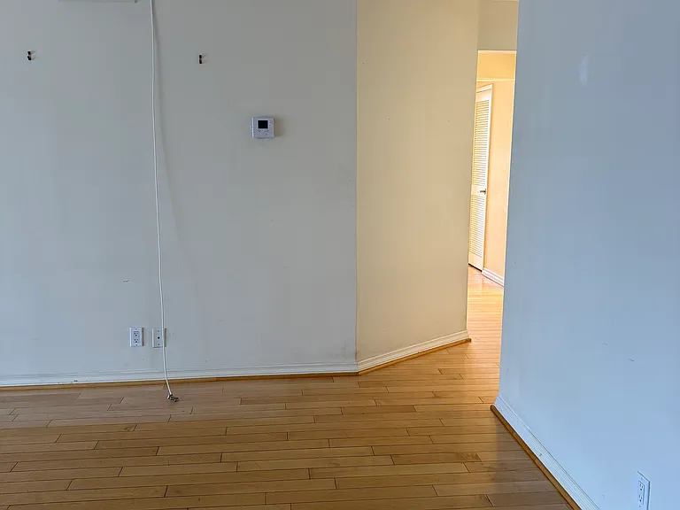 10747 Wilshire Blvd #1 — Photo 14