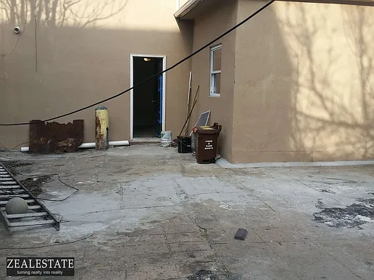 Rented by ZealEstate Group Inc | media 16