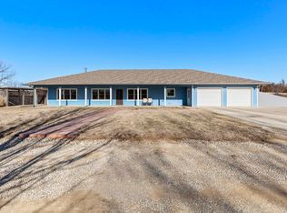 317 Pioneer Rd, Marquette, KS 67464