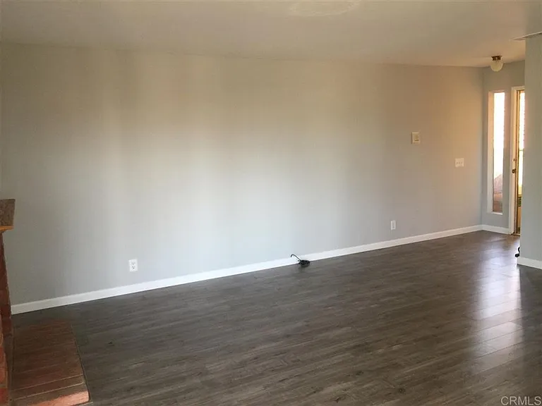 1018 Grape St — Photo 13