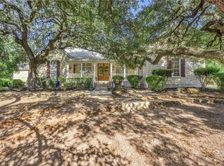 207 Royal View Rd, Salado, TX 76571