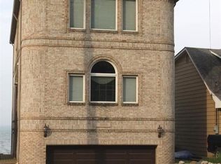 9355 Dixie Hwy, Ira, MI 48023