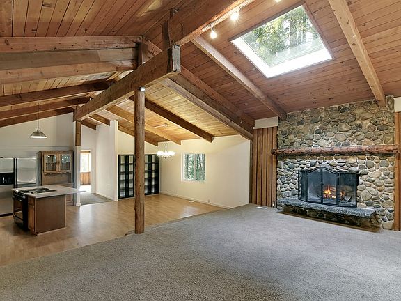 4th image of 25635 NE 30th Ct