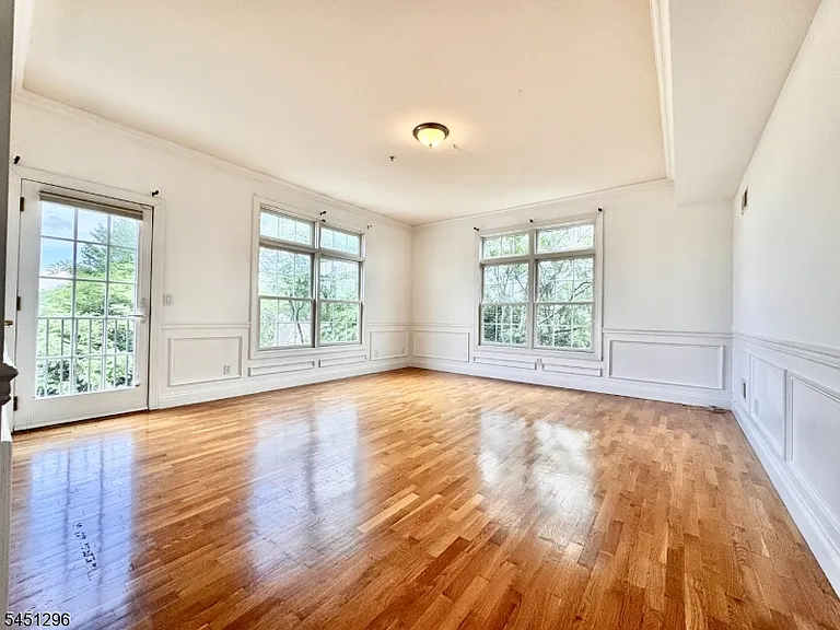 1677 Springfield Ave #13 — Photo 20
