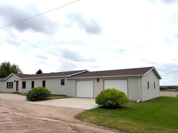 1055 Orchard St, Lodgepole, NE 69149
