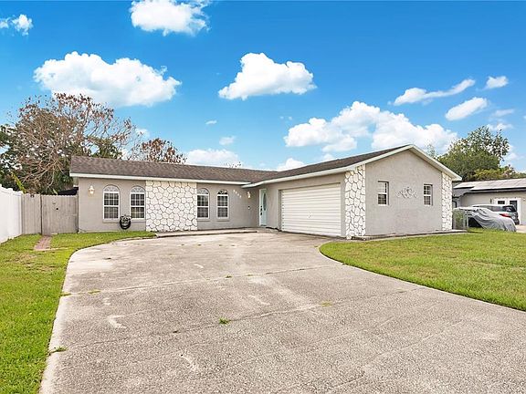 3rd image of 5349 Moonglow Blvd